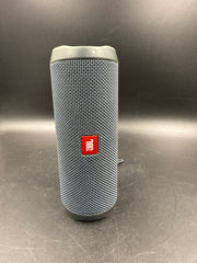JBL Flip Essential 2 Bluetooth Speaker