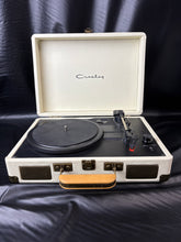 CROSLEY PORTABLE RECORD PLAYER - WHITE LEATHER BRIEFCASE STYLE - WITH POWER CORD -