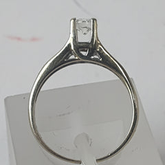 LADIES 18CT DIAMOND RING 2.7GMS Ring Size M / 6.5 US