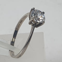 LADIES CZ SILVER RING 1.8GMS Ring Size Q / 8.5 US