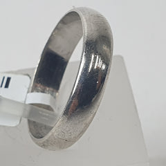 UNISEX SILVER BAND  Ring Size Q / 8.5 US