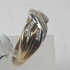 LADIES 9CT DIAMOND RING 2.8GMS Ring Size O / 7.5 US