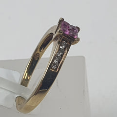 LADIES 9CT DIAMOND RING 2.1GMS Ring Size M / 6.5 US