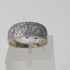 LADIES 9CT DIAMOND RING 4.8GMS Ring Size O / 7.5 US