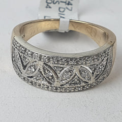 LADIES 9CT DIAMOND RING 4.8GMS Ring Size O / 7.5 US
