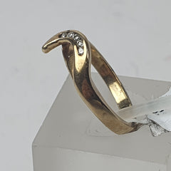 LADIES 9CT DIAMOND RING 2.8GMS Ring Size M / 6.5 US