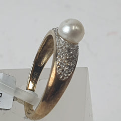 LADIES 9CT DIAMOND/PEARL RING 2.8GMS Ring Size Q / 8.5 US