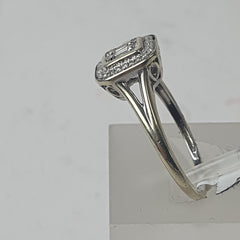 LADIES 9CT WHITE GOLD DIAMOND RING 2.2GMS Ring Size N / 7 US