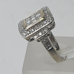 LADIES 10CT DIAMOND RING 4.3GMS Ring Size J 1/2 / 5.5 US