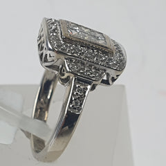 LADIES 10CT DIAMOND RING 4.3GMS Ring Size J 1/2 / 5.5 US