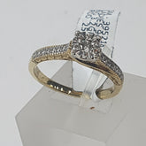 LADIES 9CT DIAMOND RING 3.2GMS Ring Size Q / 8.5 US