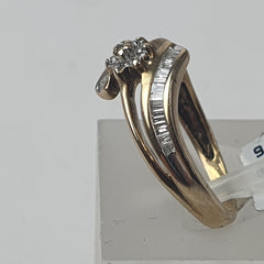 LADIES 9CT DIAMOND RING 2.3GMS Ring Size K / 5.5 US