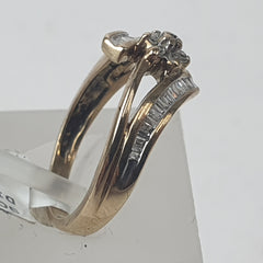 LADIES 9CT DIAMOND RING 2.3GMS Ring Size K / 5.5 US