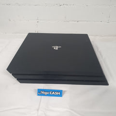 SONY GAME CONSOLE CUH-7102B PS4 PRO - 1TB W/ CONTROLLER & Cords