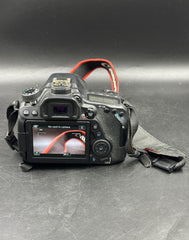 Canon EOS 80D With Charger And Carry Case