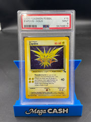 PSA 9 Zapdos Holo 15/62 Fossil