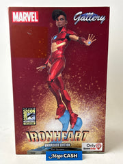 Gallery IronHeart Unmasked Edition PVC Diorama