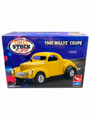 AMT Street Stock & Strip 1940 Willys Coupe model car kit