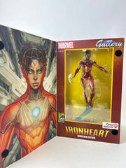 Gallery IronHeart Unmasked Edition PVC Diorama