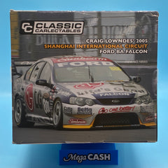 Car Carlectables Model Car - Craig Lowndes’ 2005 Shanghai International Circuit Ford BA Falcon - 18593 - 1/18 Scale Limited Edition - Broken Front Wiper + Offset Front Wheels