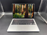 Apple MacBook Air 13.6” - 16GB SSD - M2 CHIP - 2024 MODEL