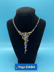 18CT WHITE GOLD NECKLACE WITH PRECIOUS STONES
