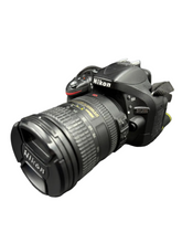 Nikon D5200 Camera with AF-S 18-200mm Lens