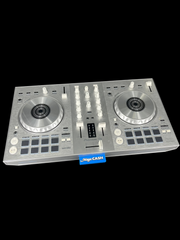 Pioneer DJ Deck DDJ-SB3-S Serato in Padded Case