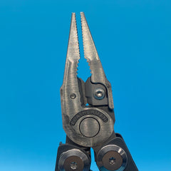 LEATHER-MAN SIGNAL SWISS KNIFE - 45*N 122*W - Grey