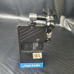 NEEWER 4K CAMERA FIELD MONITOR 5.5" - FW568 WITH 2 X BATTERIES AND CHARGER - Mega Cash Sydney