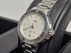 Oris Aquis Date Diamonds 36.5mm Ladies Wristwatch - Mega Cash Sydney
