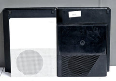 Variety Xbox Consoles BULK LOT * FAULTY-READ CONDITIONS *