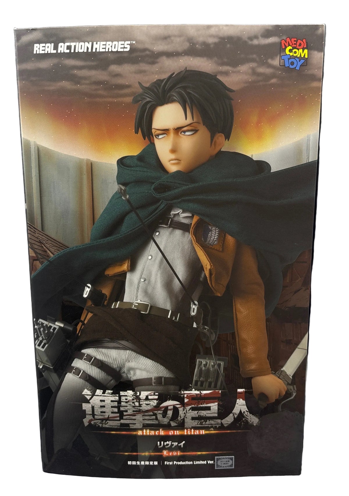 Medicom - Levi Ackerman - ￼Posable Figure