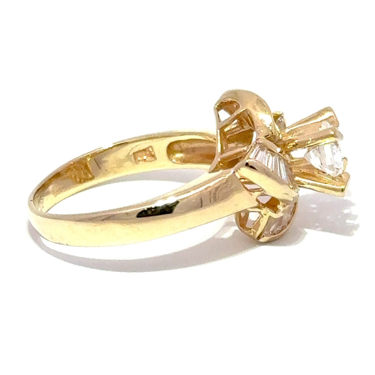 14ct Yellow Gold Cubic Zirconia Swirl Cocktail Ring - Mega Cash Sydney