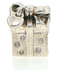 Pandora Santa in a Gift Box Charm 798470C01