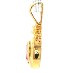 9ct Yellow Gold Vintage-Style Oval Pendant