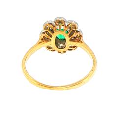 18ct Yellow Gold Emerald Cocktail Ring with Scalloped Halo with Valuation