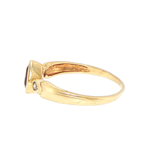 9ct Yellow Gold Pear-Shaped Multistone and Diamonds Ring