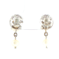 18ct White Gold Pearl Drop Earrings with Tiered Prong Settings