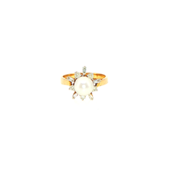 14ct Yellow Gold Pearl Cocktail Ring with Starburst Halo