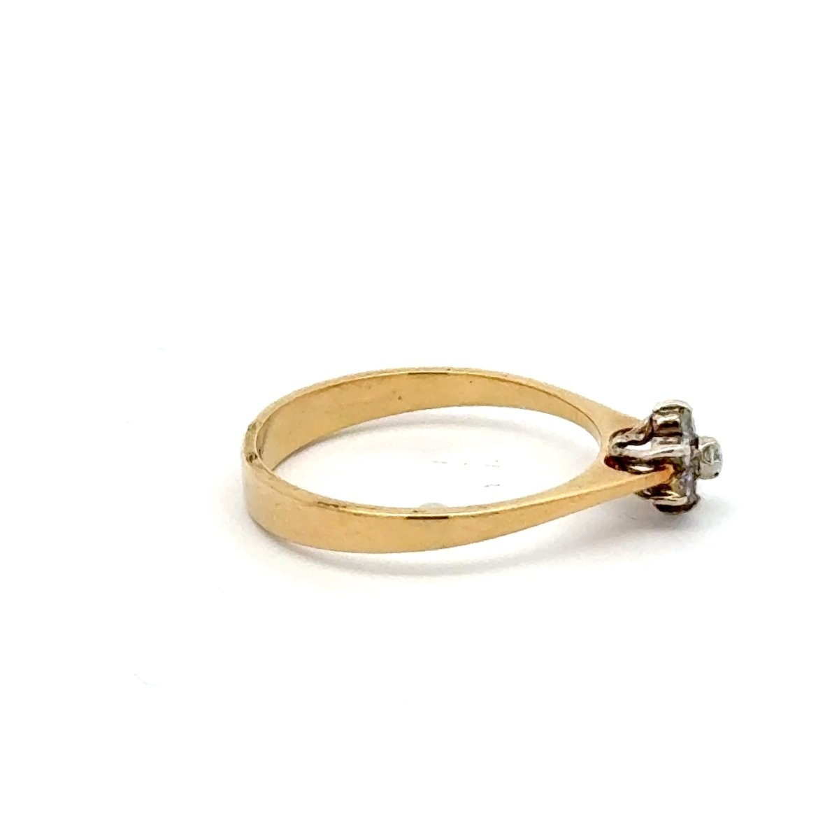 18ct Diamond Floral Cluster Ring in Yellow Gold - Mega Cash Sydney