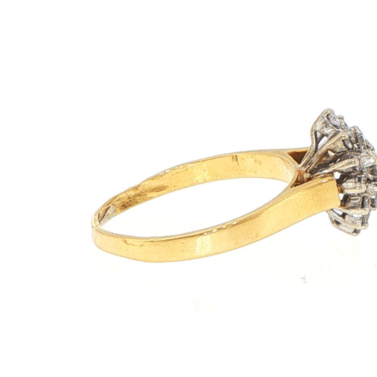 18ct Diamond Starburst Cluster Ring in Yellow Gold - Mega Cash Sydney