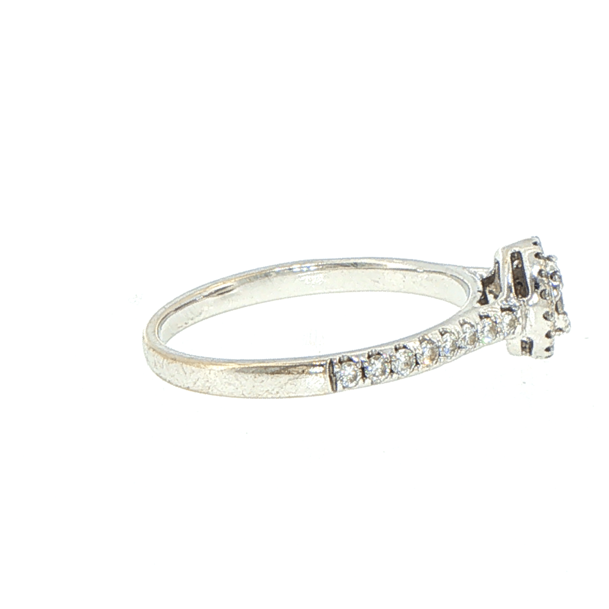 18ct White Gold Diamond Cluster Engagement Ring - Mega Cash Sydney