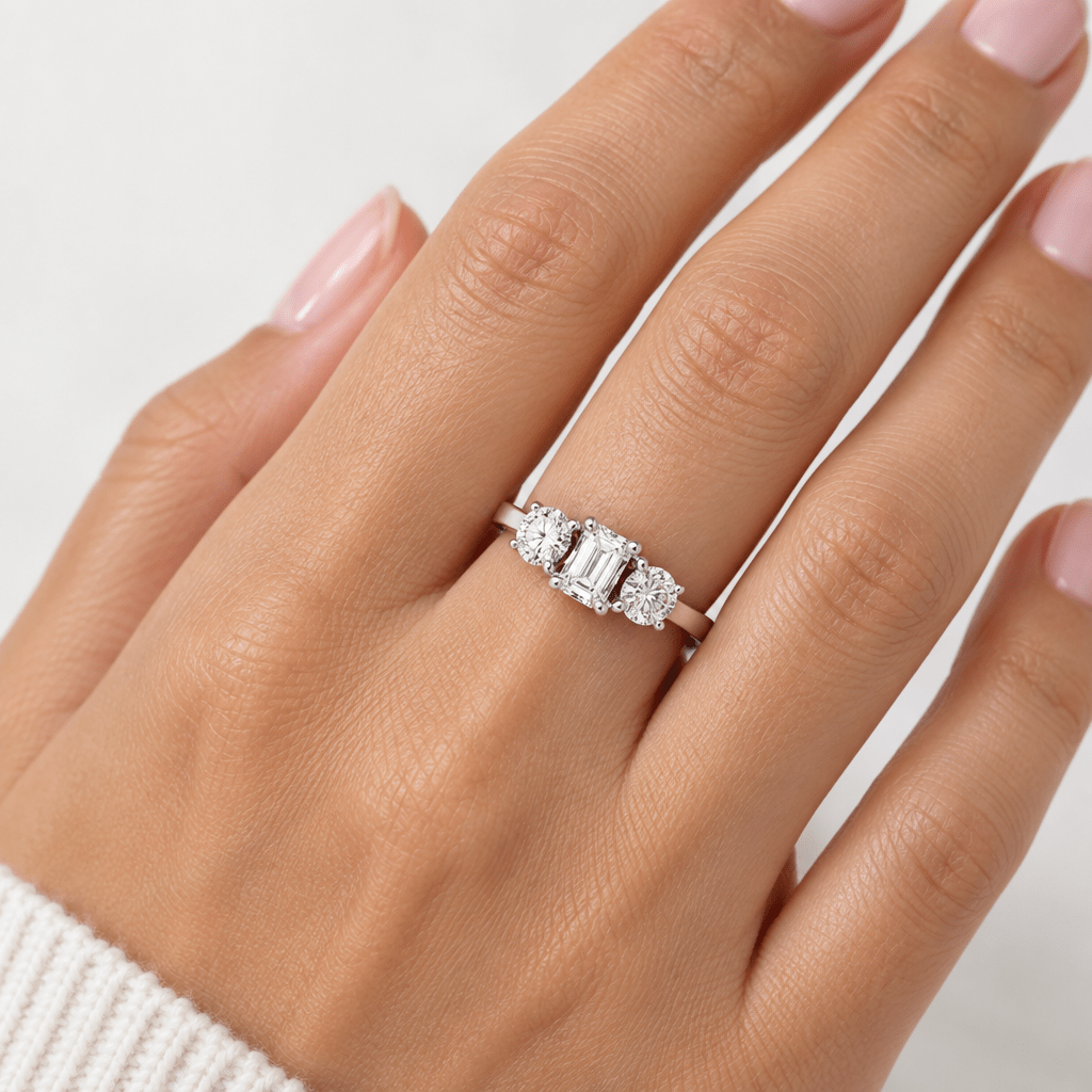 18ct White Gold Diamond Multistone Ring with Valuation - Mega Cash Sydney