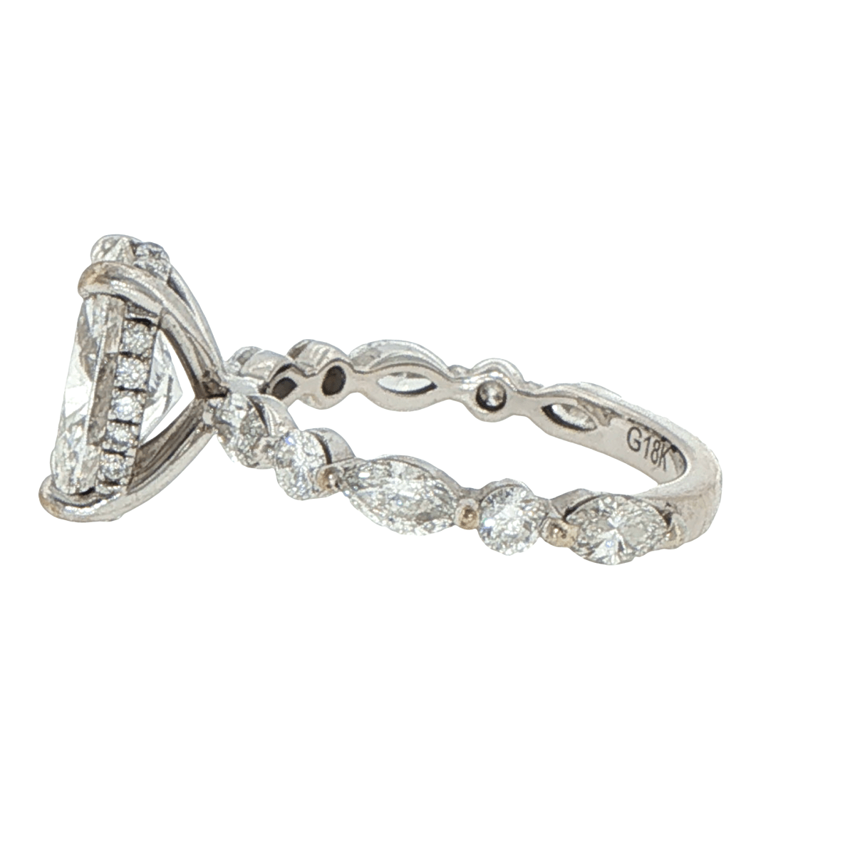 18ct White Gold Oval Cut Lab Grown Diamond Engagement Ring - Mega Cash Sydney