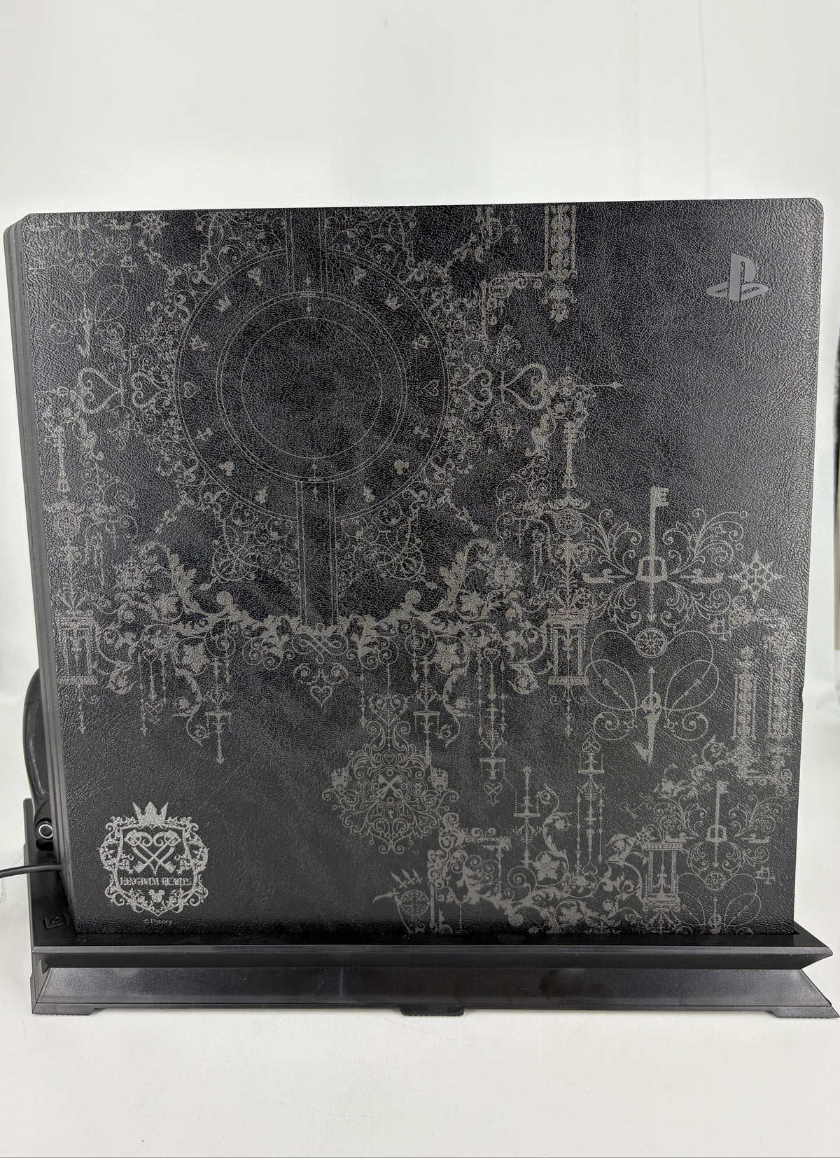 SONY PS4 PRO 1TB - KINGDOM HEARTS 3 EDITION - WITH KINGDOM HEARTS CONTROLLER -