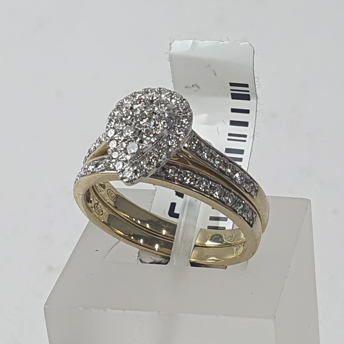 LADIES 9CT DIAMOND TEARDROP 2 RING SET 4.2GMS Ring Size N 1/2 / 7.5 US