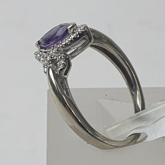 LADIES 9CT DIAMOND RING 2.8GMS Ring Size L / 6 US