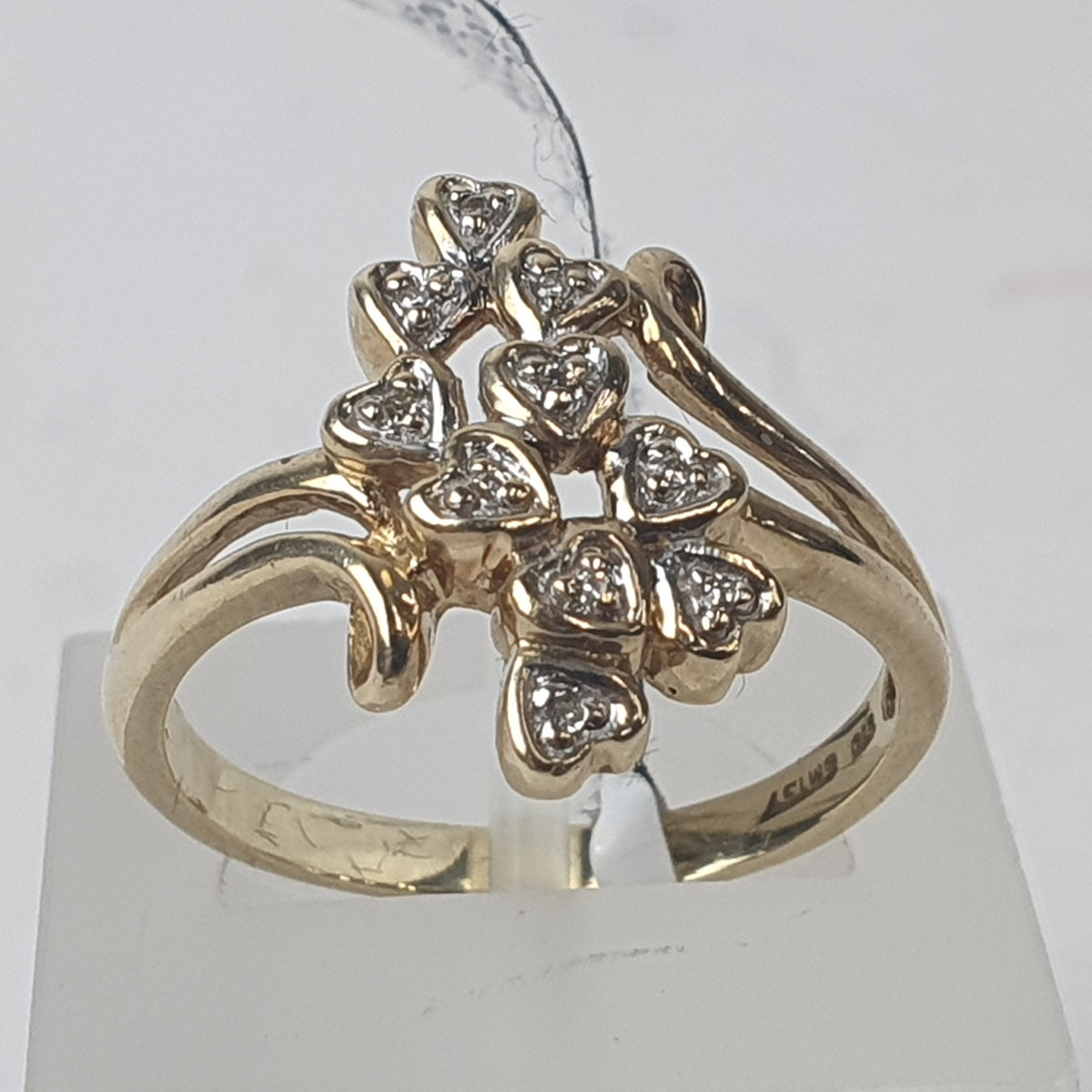 LADIES 9CT DIAMOND RING 2.6GMS Ring Size N / 7 US