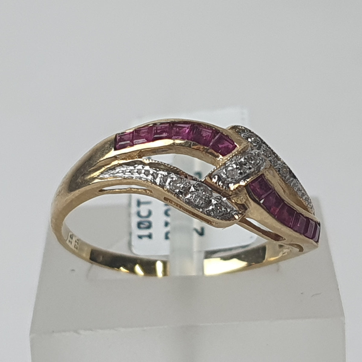 LADIES 10CT DIAMOND RING 2.2GMS Ring Size P / 8 US